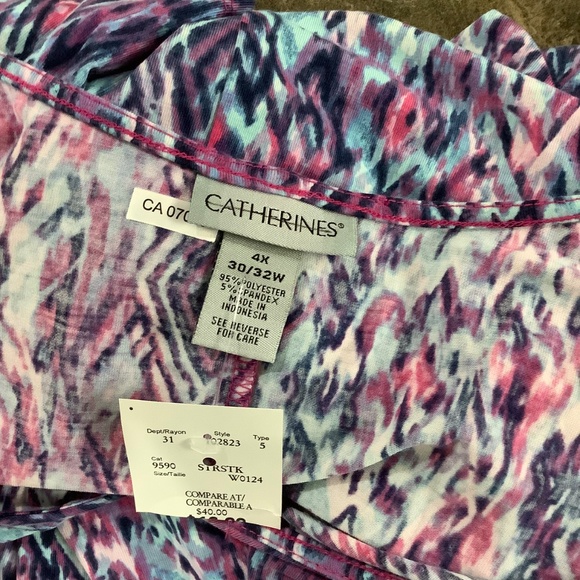 NWT Catherine cold shoulder dress 4x - Picture 6 of 7